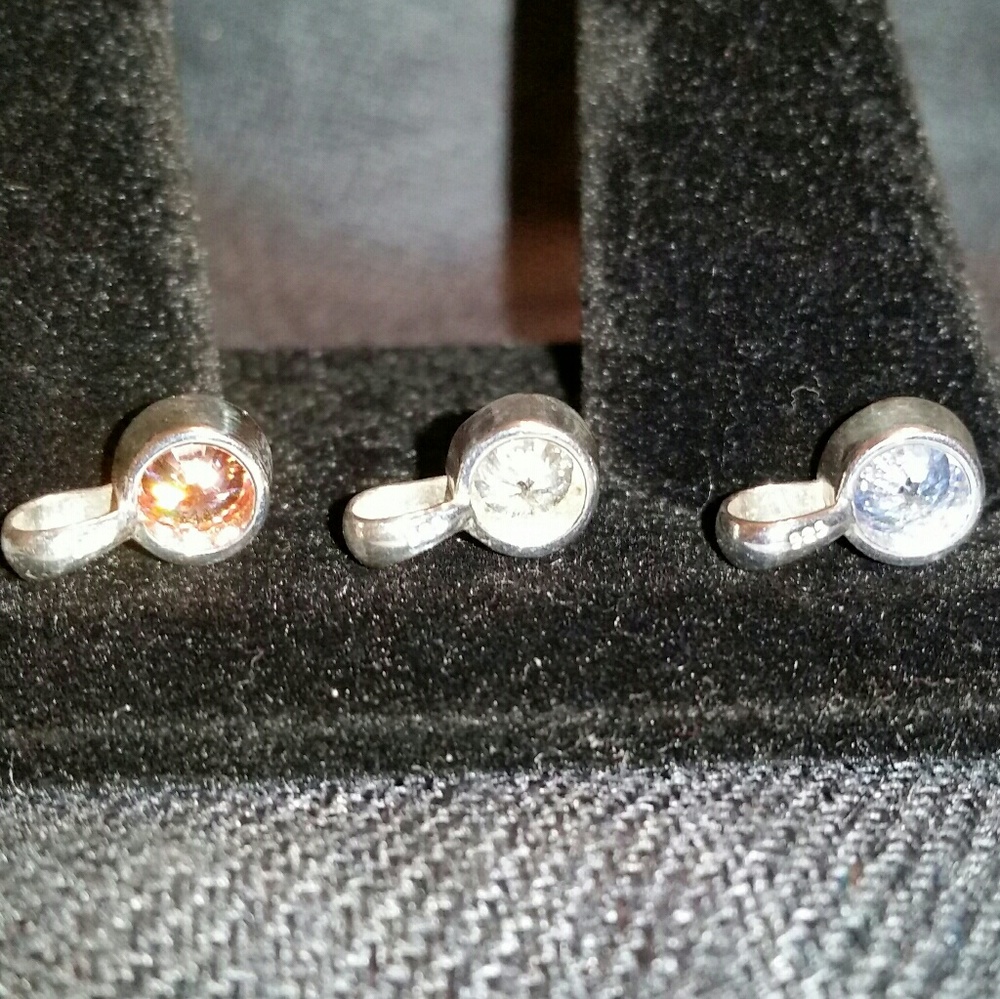 6mm Round Swarovski Crystal Pendants .925 Silver - Picture 5 of 7